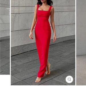 Bonnie gown. Size 8.